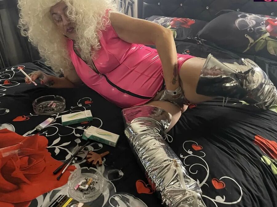 SLUT DIVA