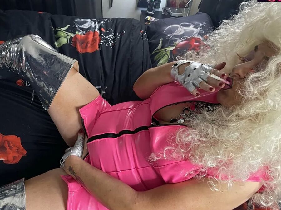 SLUT DIVA