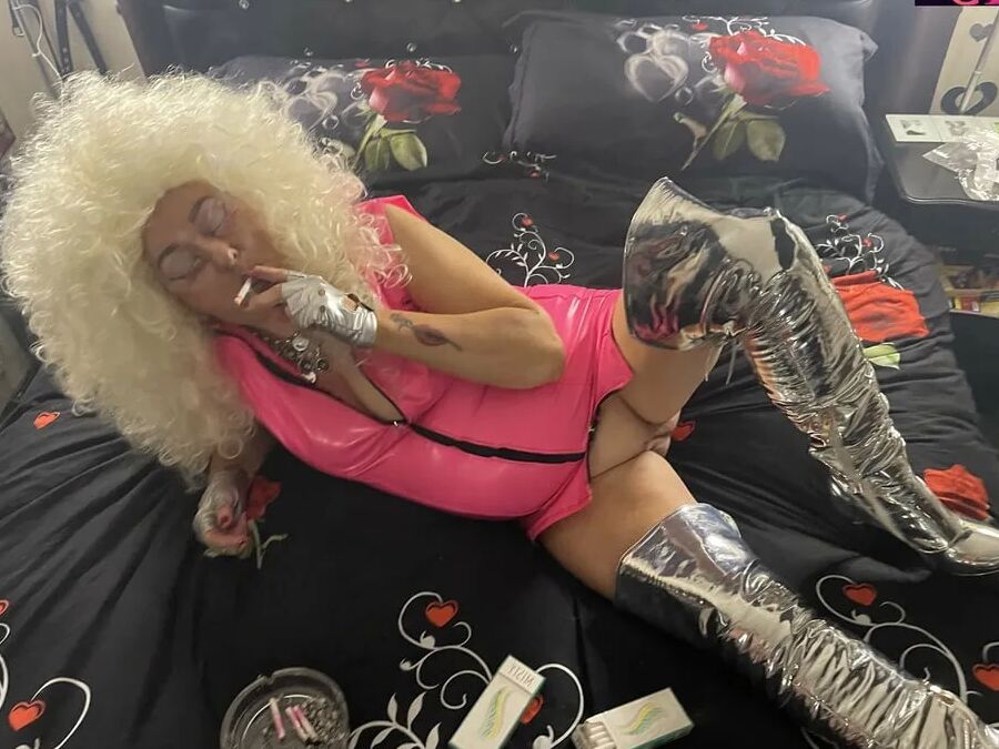 SLUT DIVA