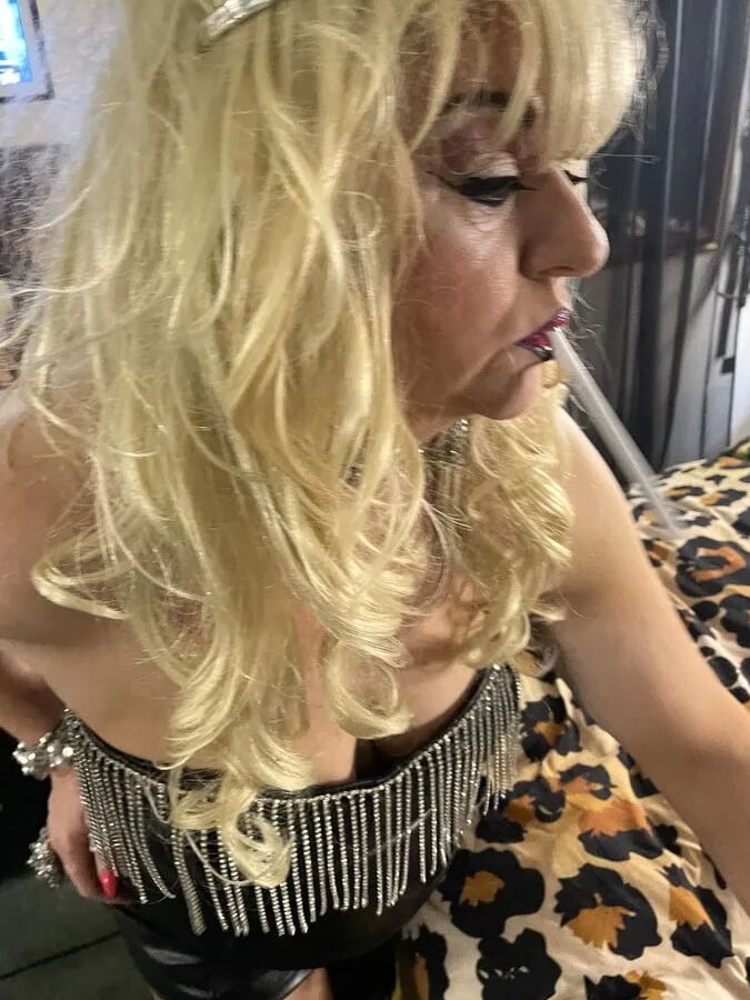 PRINCESS OF SMOKING