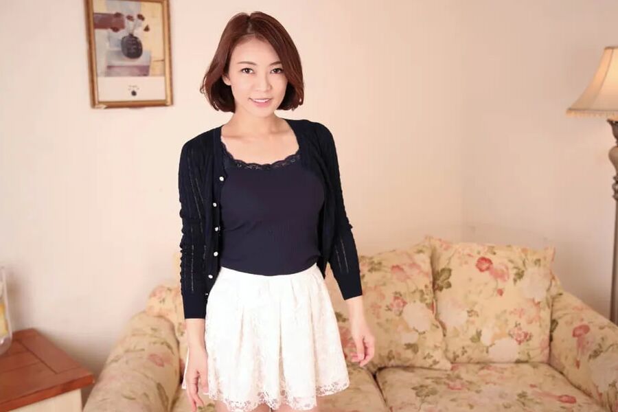 HITOMI :: The Continent Full Of Hot Girl - CARIBBEANCOM