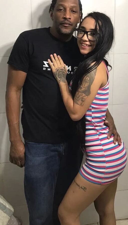Michelly Beatriz & Clarkes Boutaine