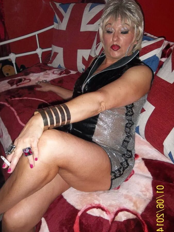 SMOKE SEX SUNDAY