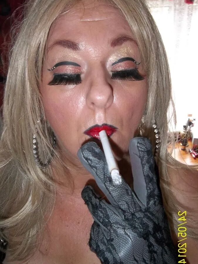 SLUT SATURDAY AFTERNOON