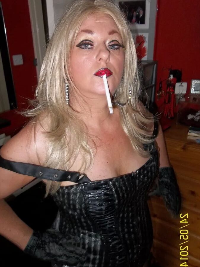 SLUT SATURDAY AFTERNOON