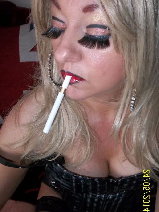 SLUT SATURDAY AFTERNOON
