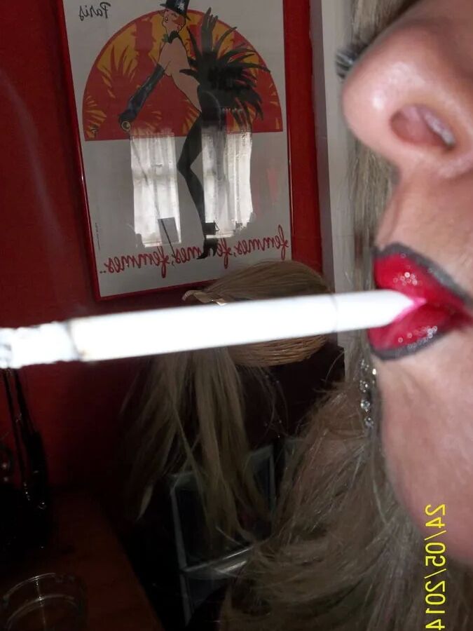 SLUT SATURDAY AFTERNOON