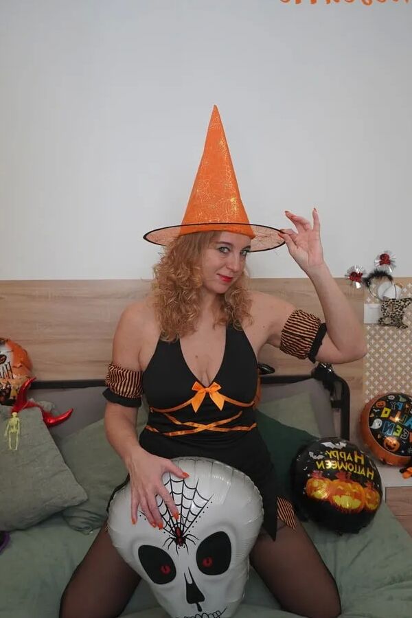 Marta Is A Horny Witch For Halloween