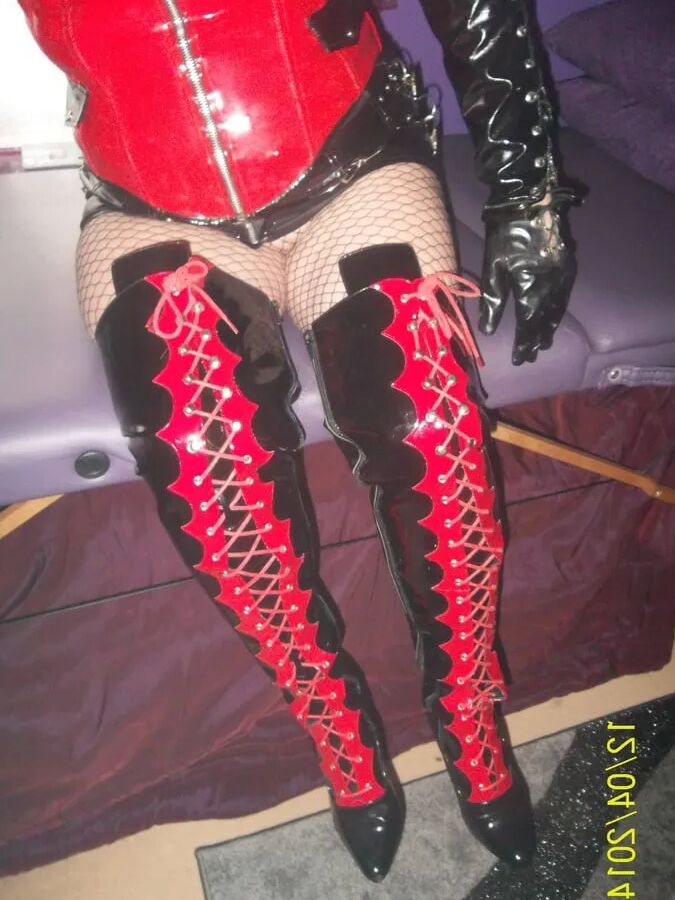 MISTRESS WAKES SLAVE