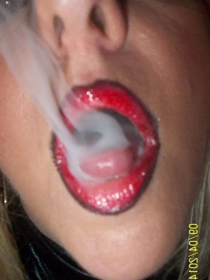 SMOKING DELIGHT