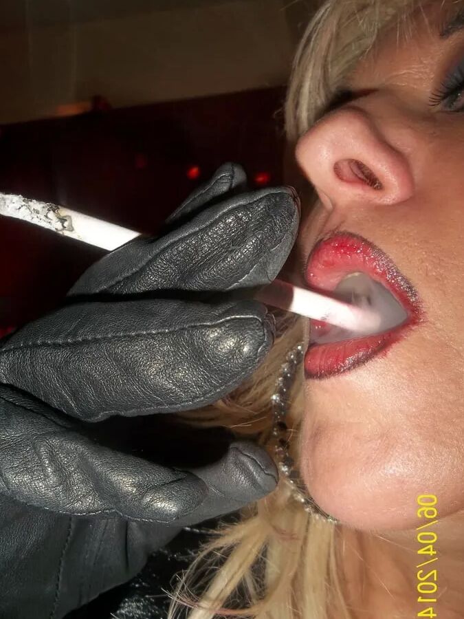 SUNDAY SMOKING WIFE