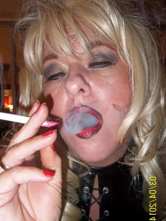 WONDERFUL SMOKING WORLD
