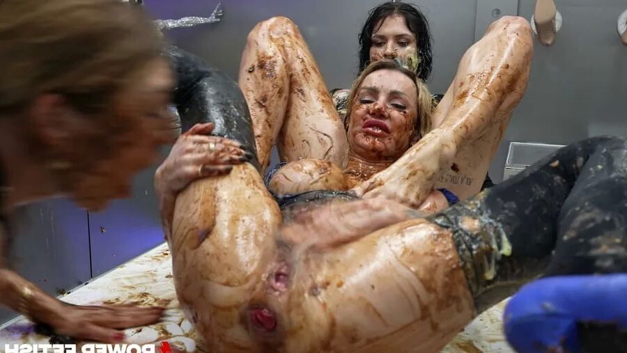 Elen Million's double prolapse