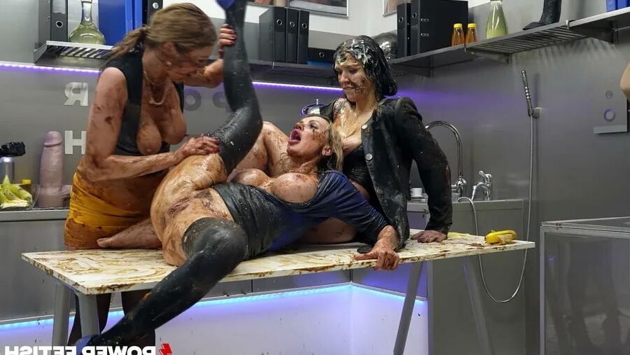 Elen Million's double prolapse