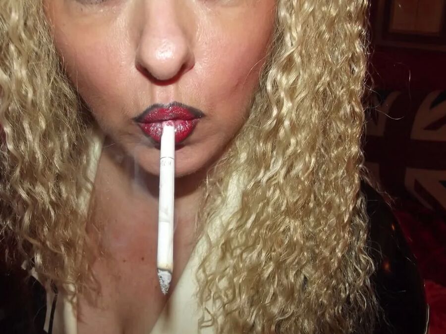 SMOKING SERVICE