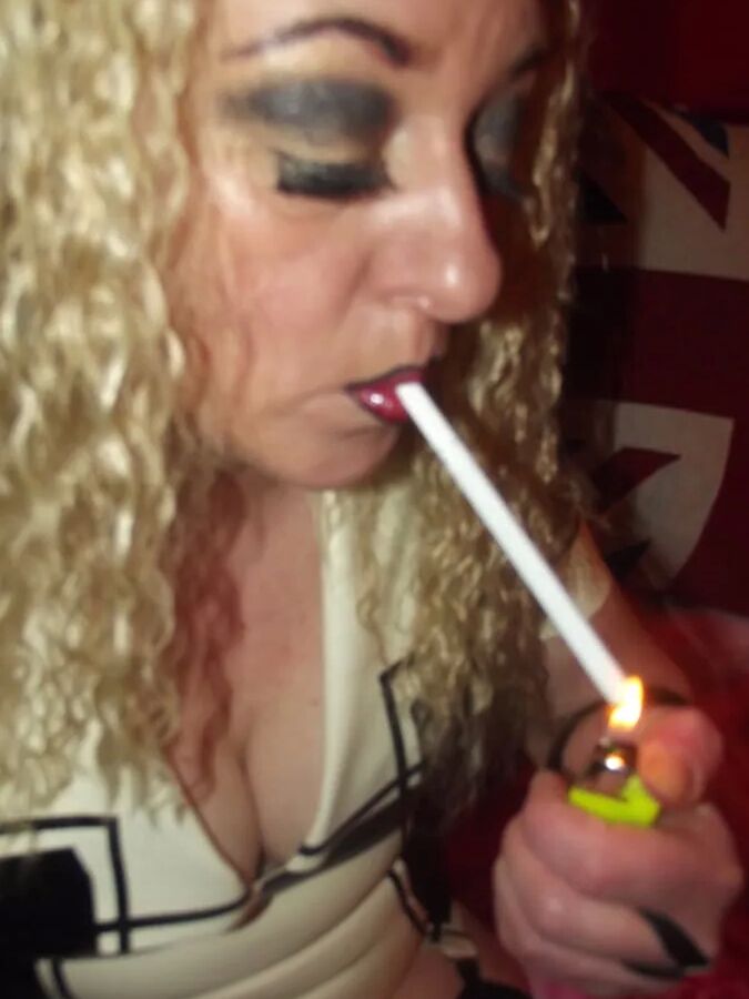 SMOKING SERVICE