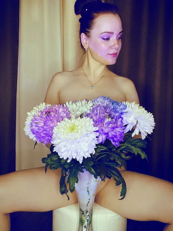 Angela Free Photos