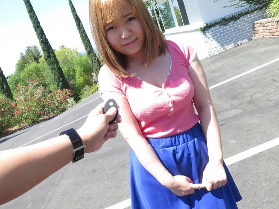 Yui Nanami :: Shy Dating With Remote Rotor - CARIBBEANCOM