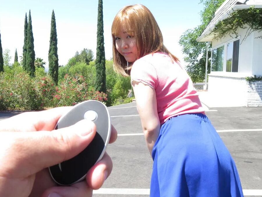 Yui Nanami :: Shy Dating With Remote Rotor - CARIBBEANCOM