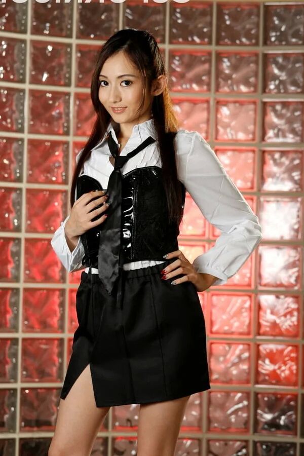 Japanese teen 18yo Reon Otowa