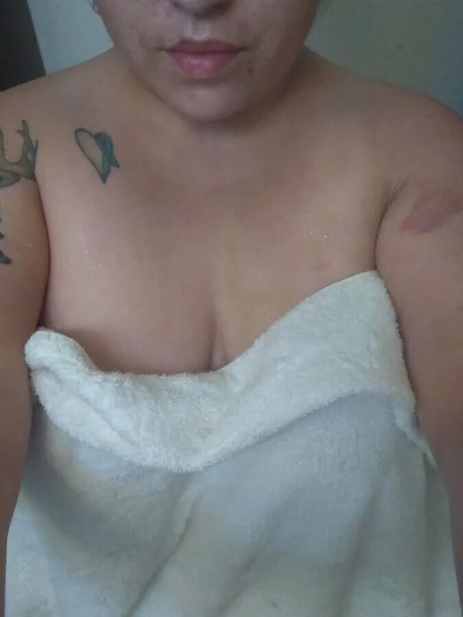 Dirty Latina MILF Free Photos