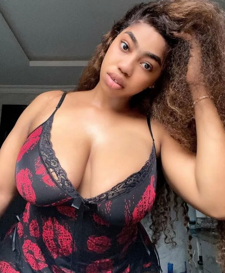 Juicypussyi Free Photos