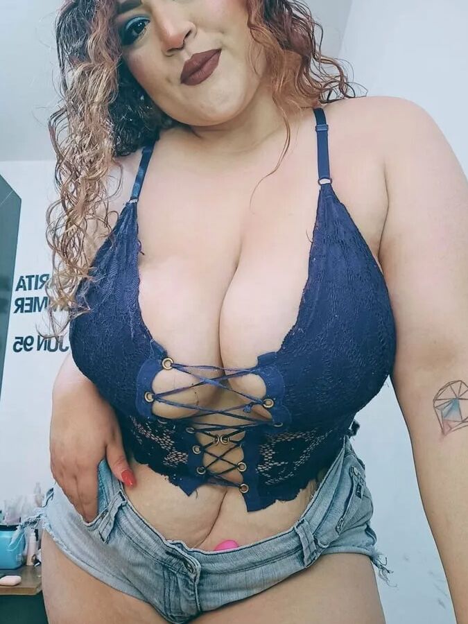 SaritaSummer Free Photos