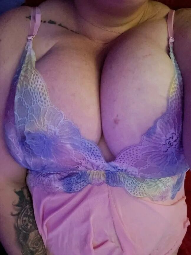 BBW 42G lingerie