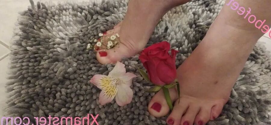 Debo feet