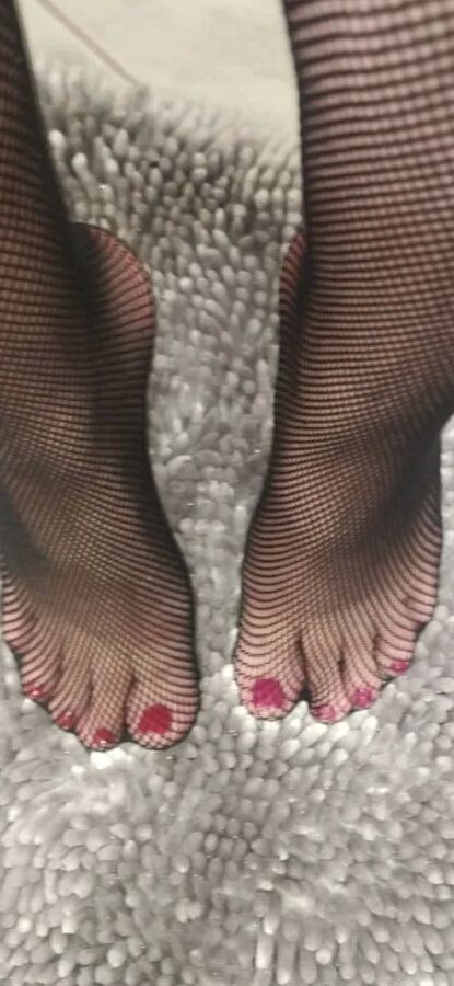 Debo feet