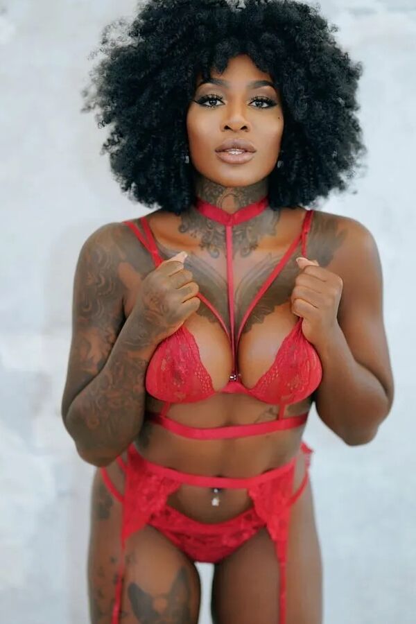 Josy Black Free Photos