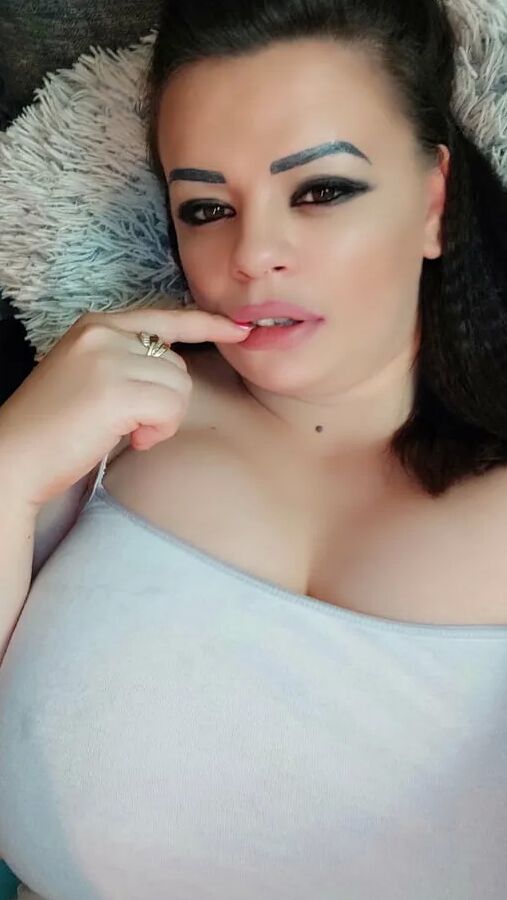 Samira Free Photos