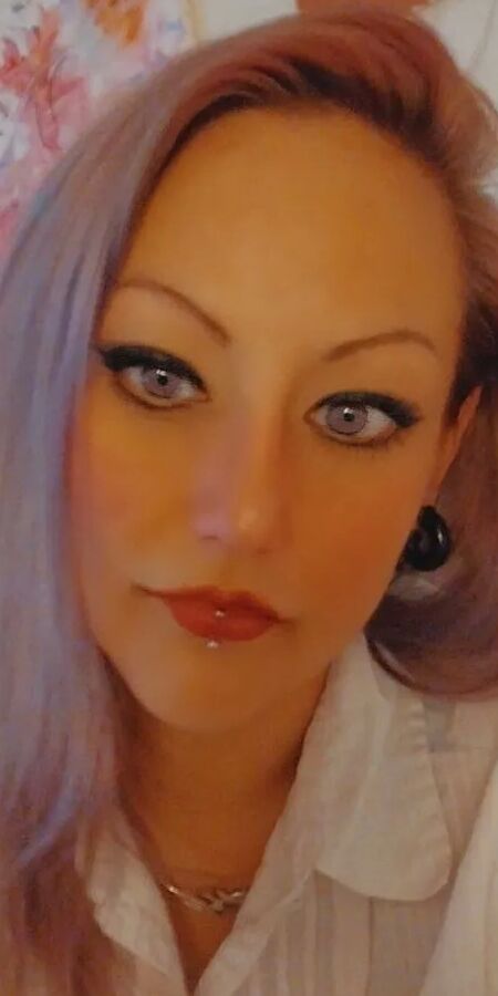 Alice Havoc Free Photos