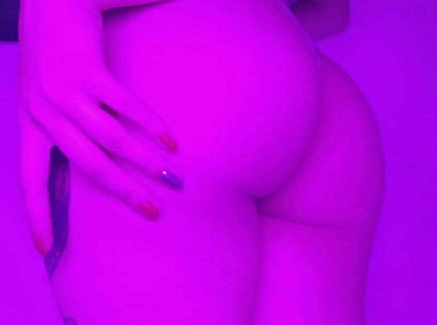 Kat Free Photos