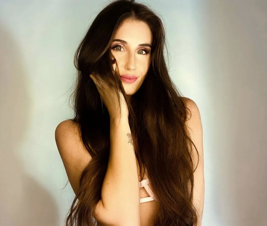 Ava Free Photos