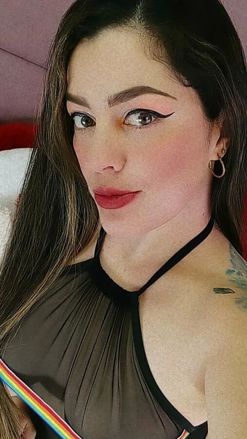 MiaaAllen Free Photos