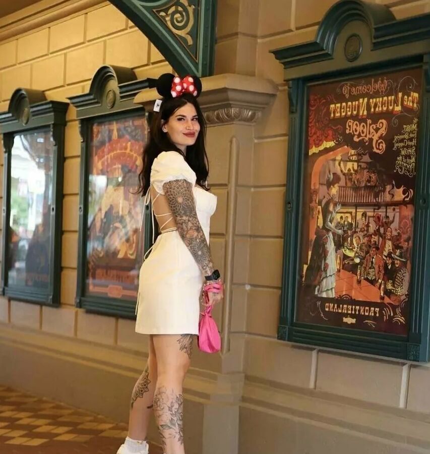 TattooGirlAlia Free Photos