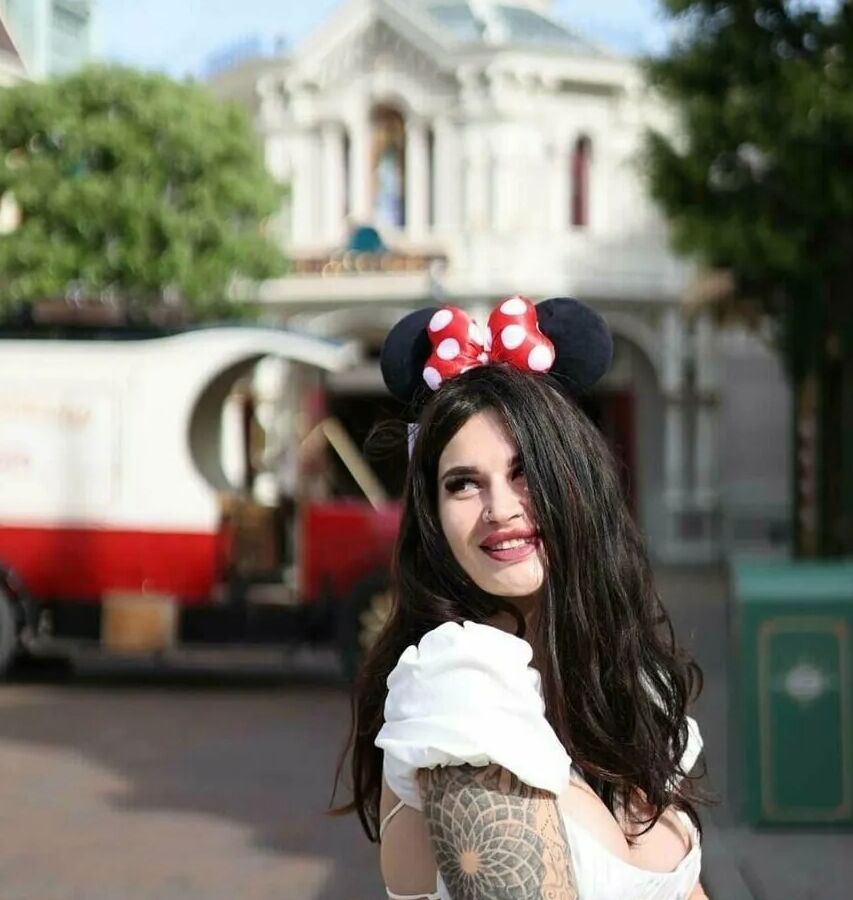 TattooGirlAlia Free Photos