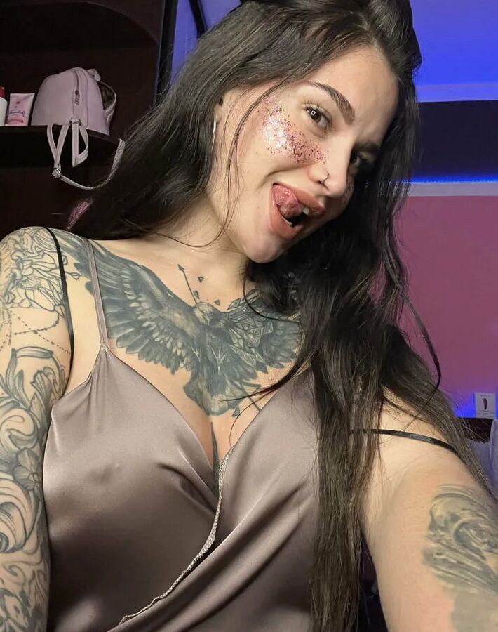 TattooGirlAlia Free Photos
