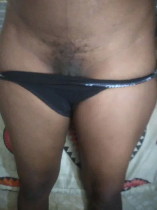 NAUGTY GIRL vs sextingme360
