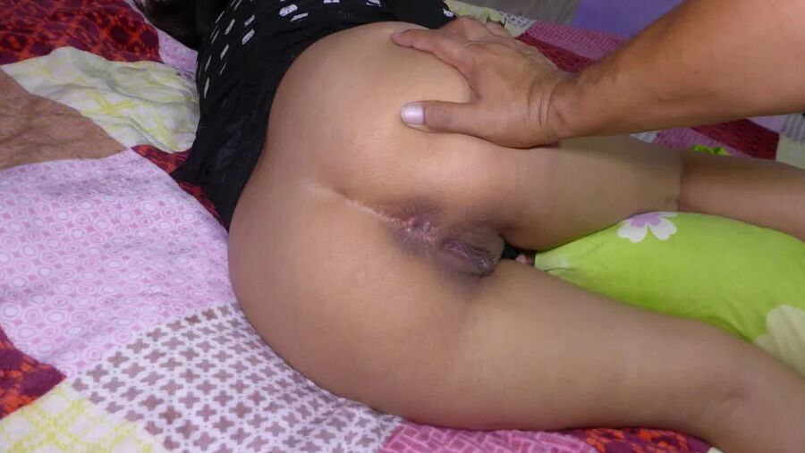 IN MY BED SEMI-NUDE BEFORE AN ANAL
