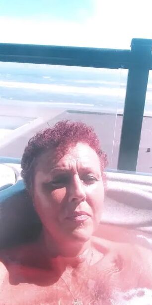 Fun times at the beach in April 2021 with cleanjean
