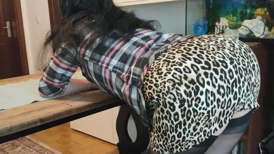 Big Ass MILF Anal Creampie