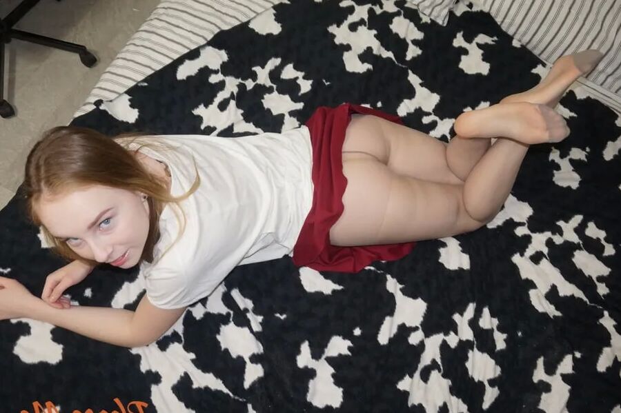 Redhead Preachers Daughter After Sunday School In Pantyhose