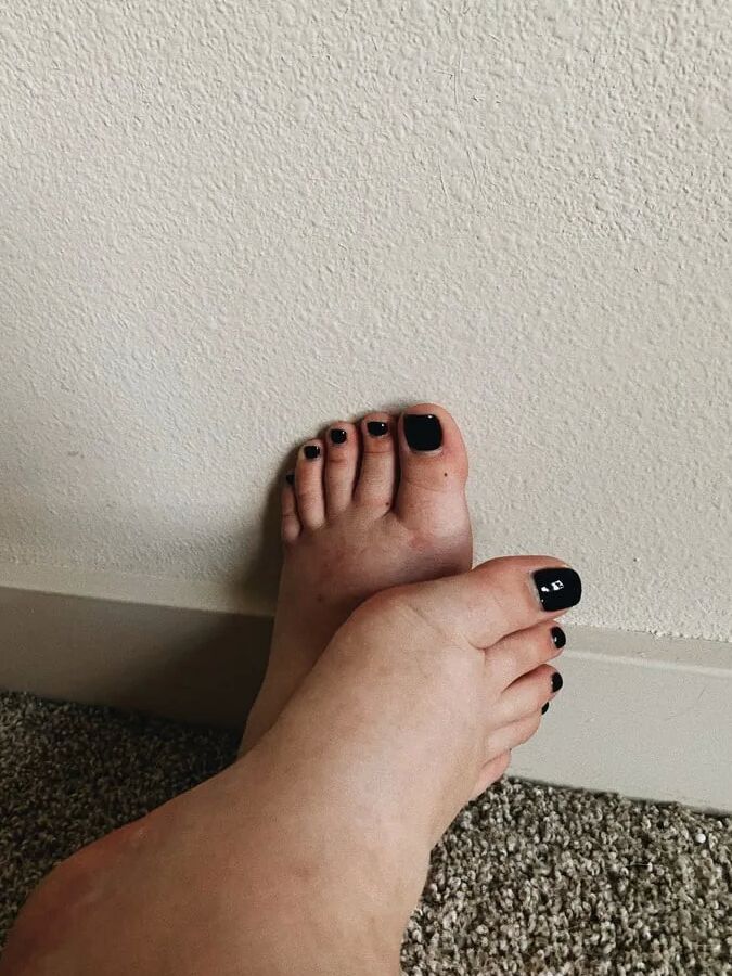 Feet Shoot