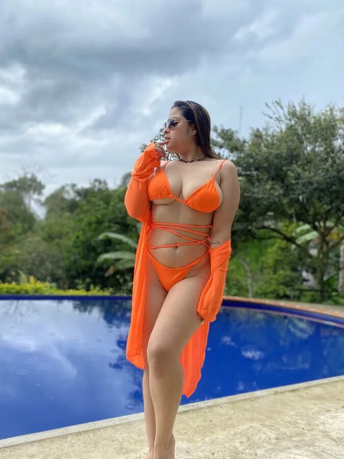 Whitneyassor Free Photos