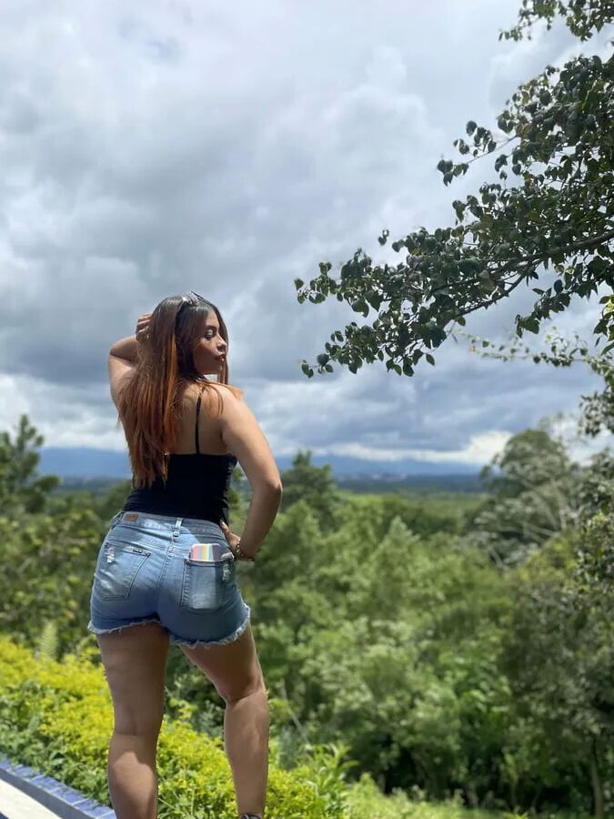 Whitneyassor Free Photos