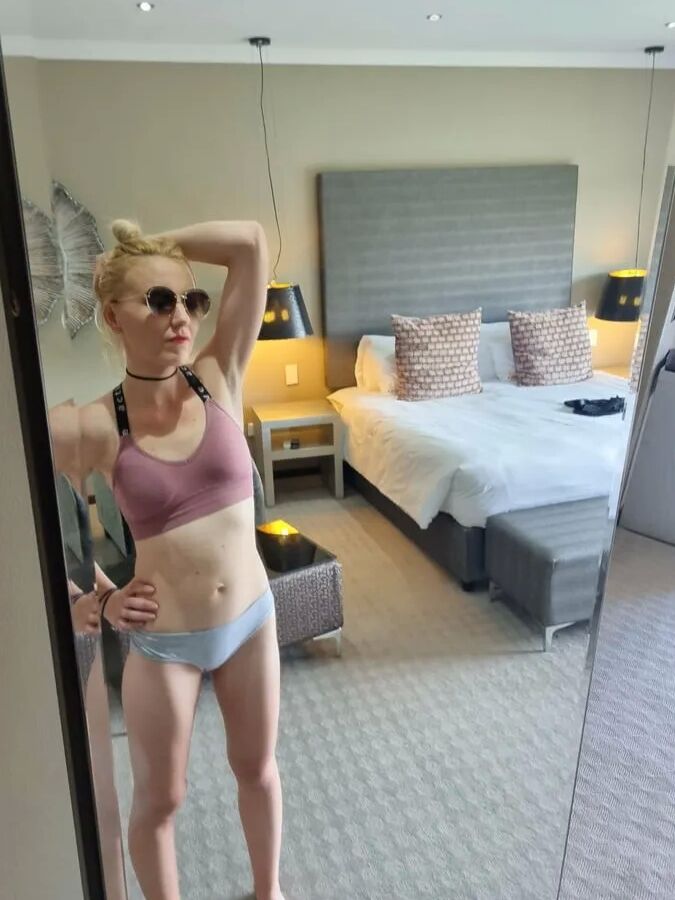 Emily Green Free Photos