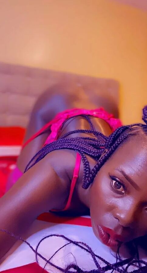 Jess chocolate thunder Free Photos