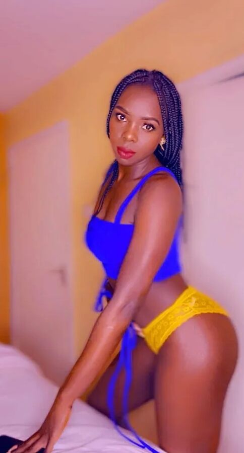 Jess chocolate thunder Free Photos